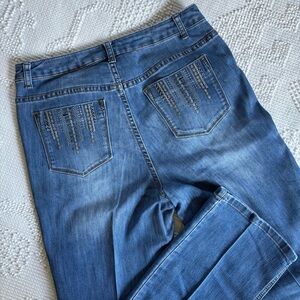 Christopher & Banks size 8 medium wash high waist boot‎ cut embroidered jeans